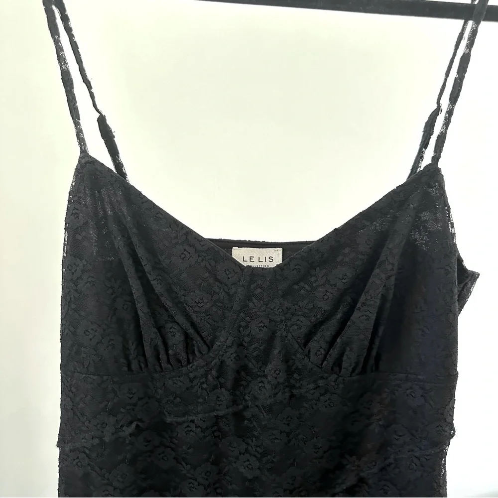 Black Lace Mini Dress Thin Adjustable Straps Form Fitted Size Medium - Picture 9 of 11